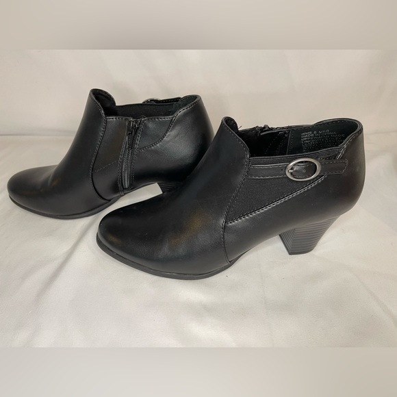 Croft & Barrow Ankle Boots, Ortho Comfort Size 8M, Black - Picture 2 of 4